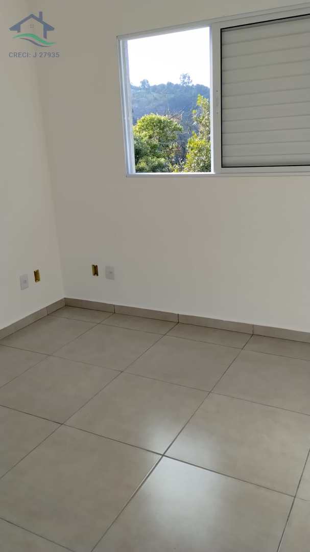 Casa à venda com 3 quartos, 100m² - Foto 10