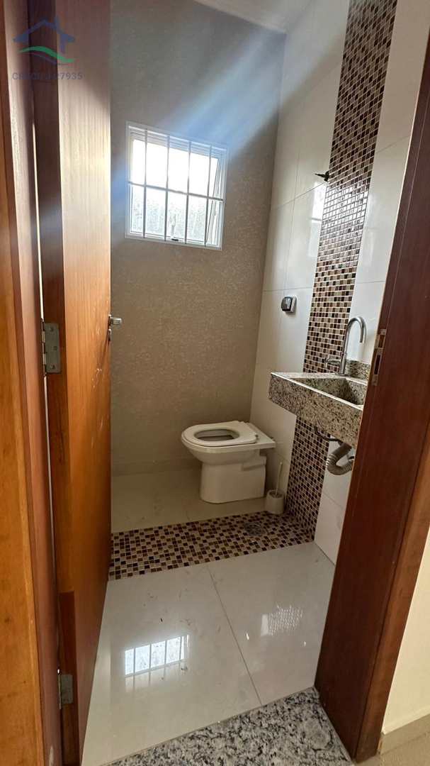 Casa à venda com 3 quartos, 181m² - Foto 7