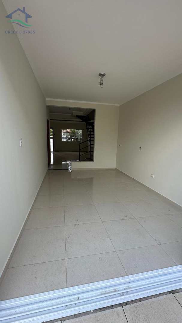 Casa à venda com 3 quartos, 181m² - Foto 8