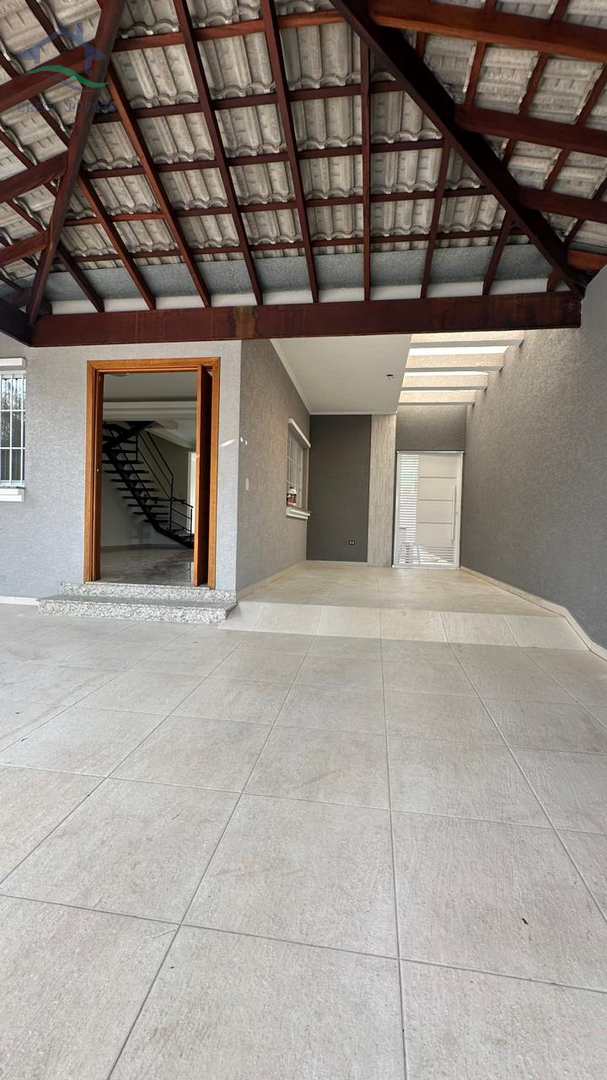 Casa à venda com 3 quartos, 181m² - Foto 3