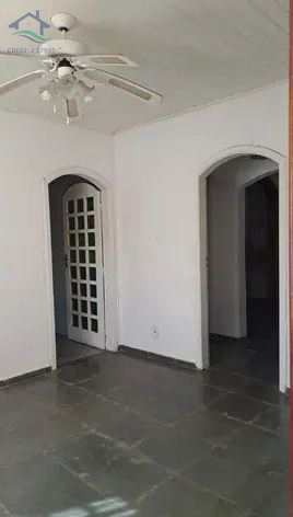 Casa de Condomínio à venda com 3 quartos, 180m² - Foto 2