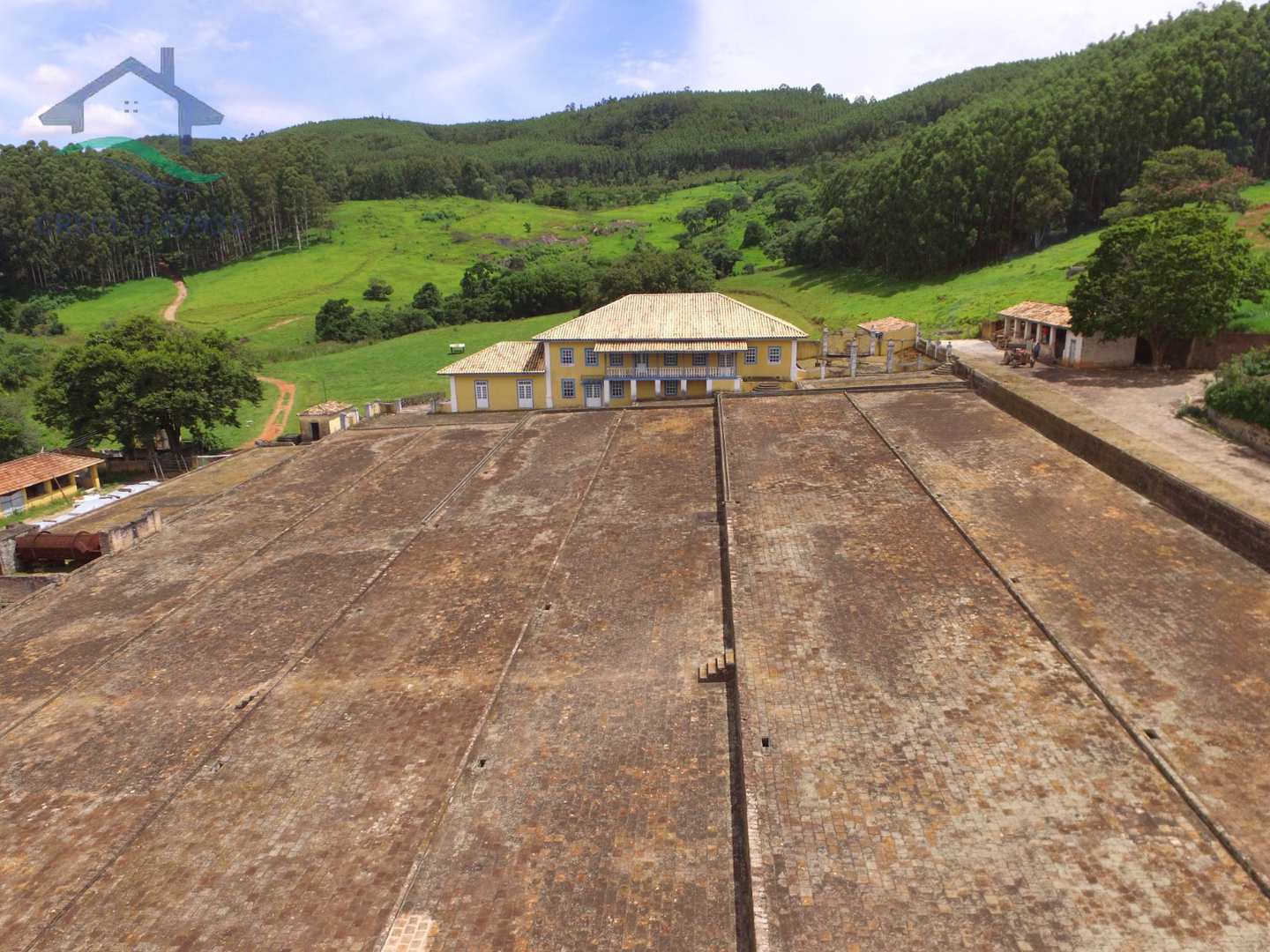 Fazenda à venda com 5 quartos, 100m² - Foto 11