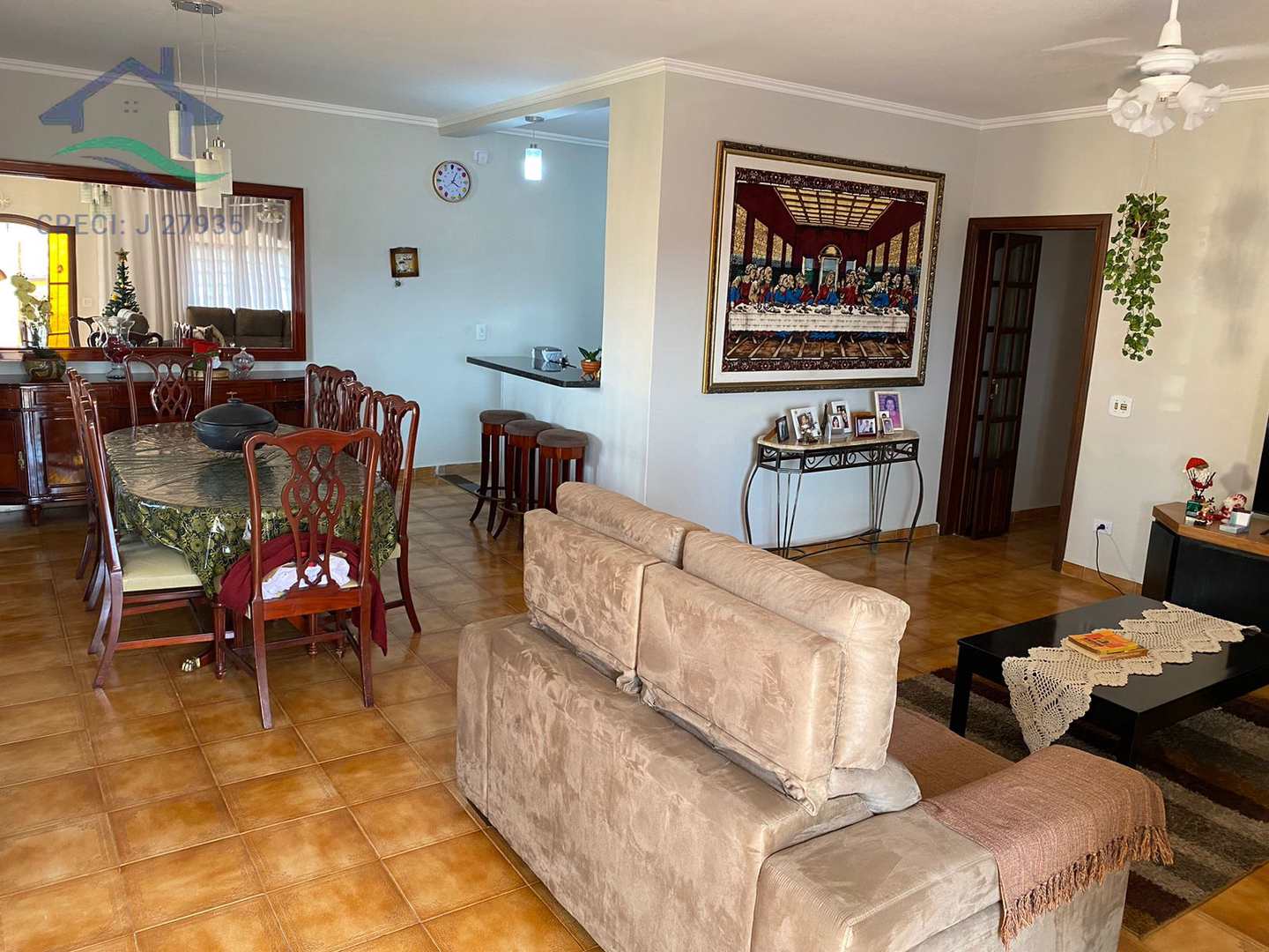 Casa à venda com 3 quartos, 188m² - Foto 2