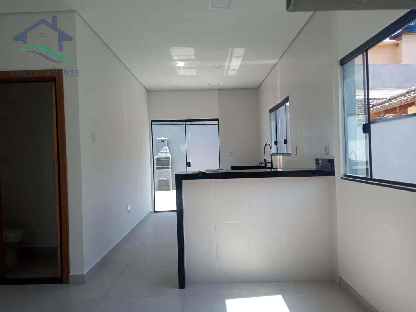 Casa à venda com 3 quartos, 112m² - Foto 9