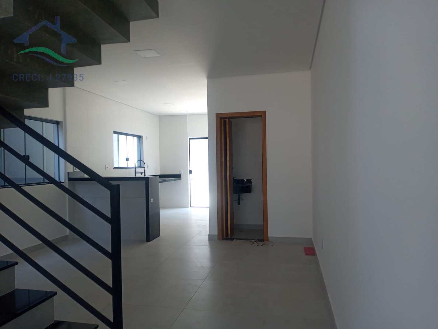 Casa à venda com 3 quartos, 112m² - Foto 8