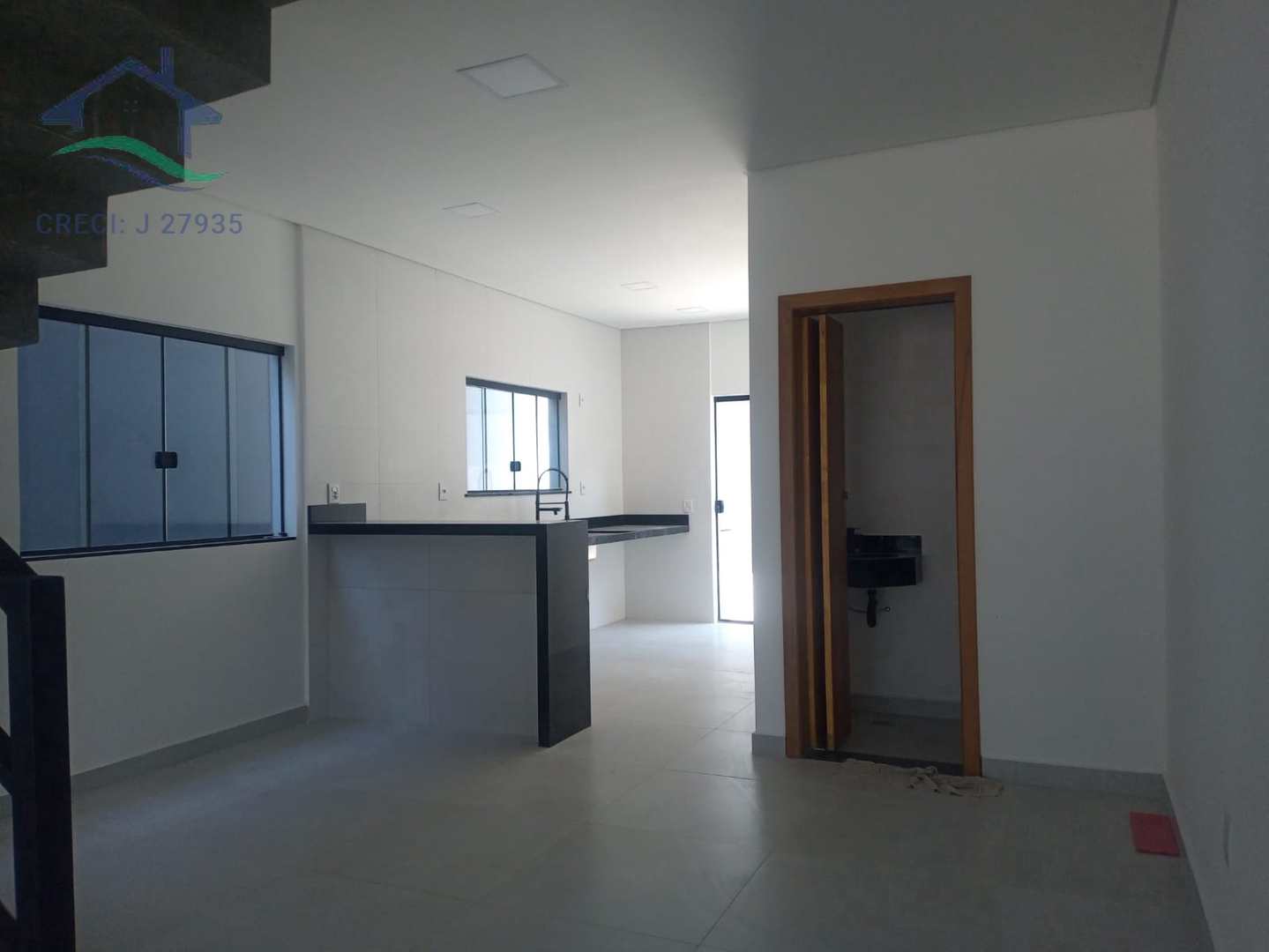 Casa à venda com 3 quartos, 112m² - Foto 10