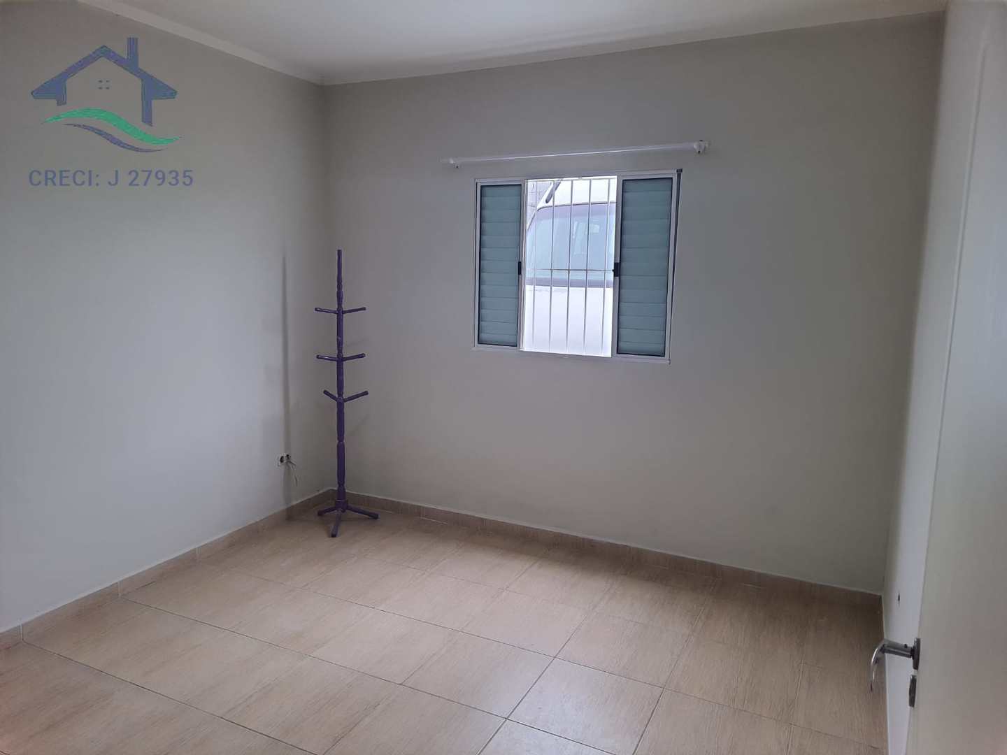 Casa à venda com 3 quartos, 106m² - Foto 2