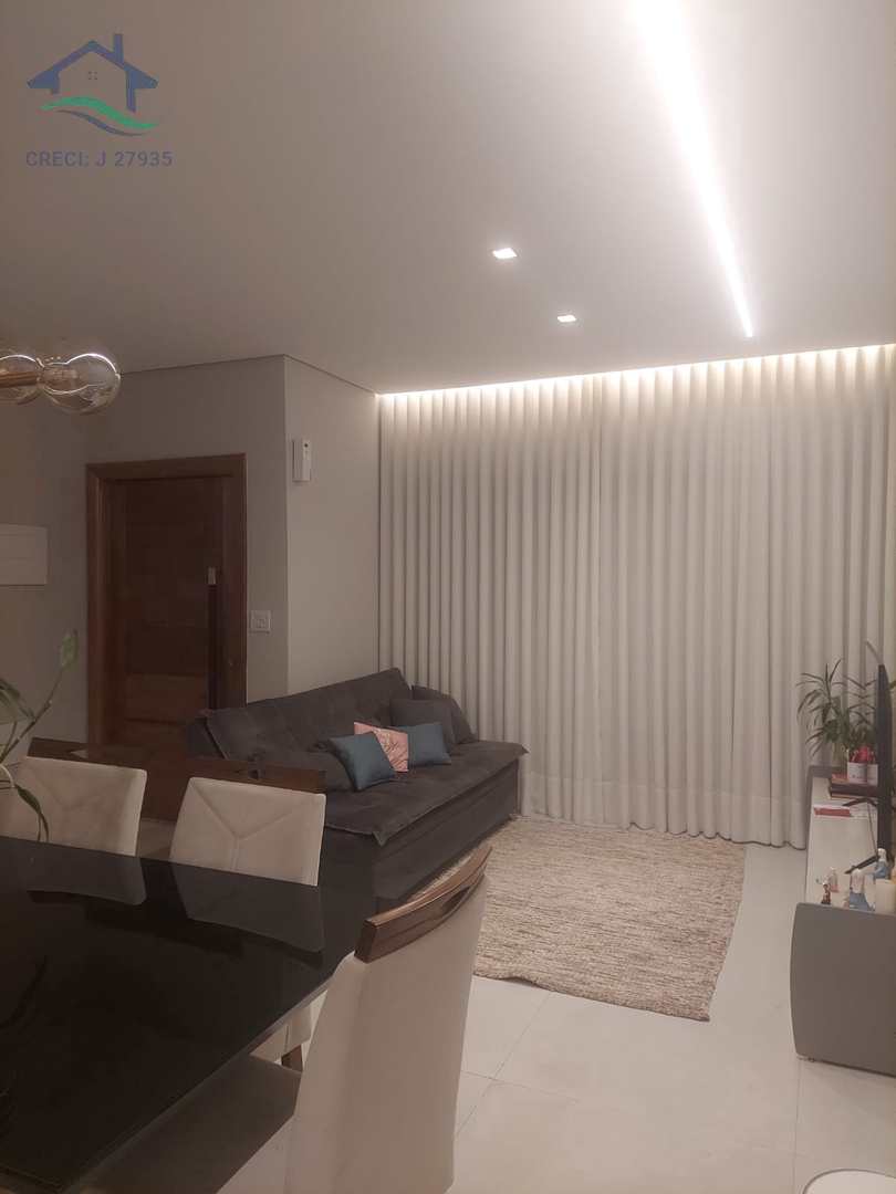 Casa à venda com 2 quartos, 72m² - Foto 3