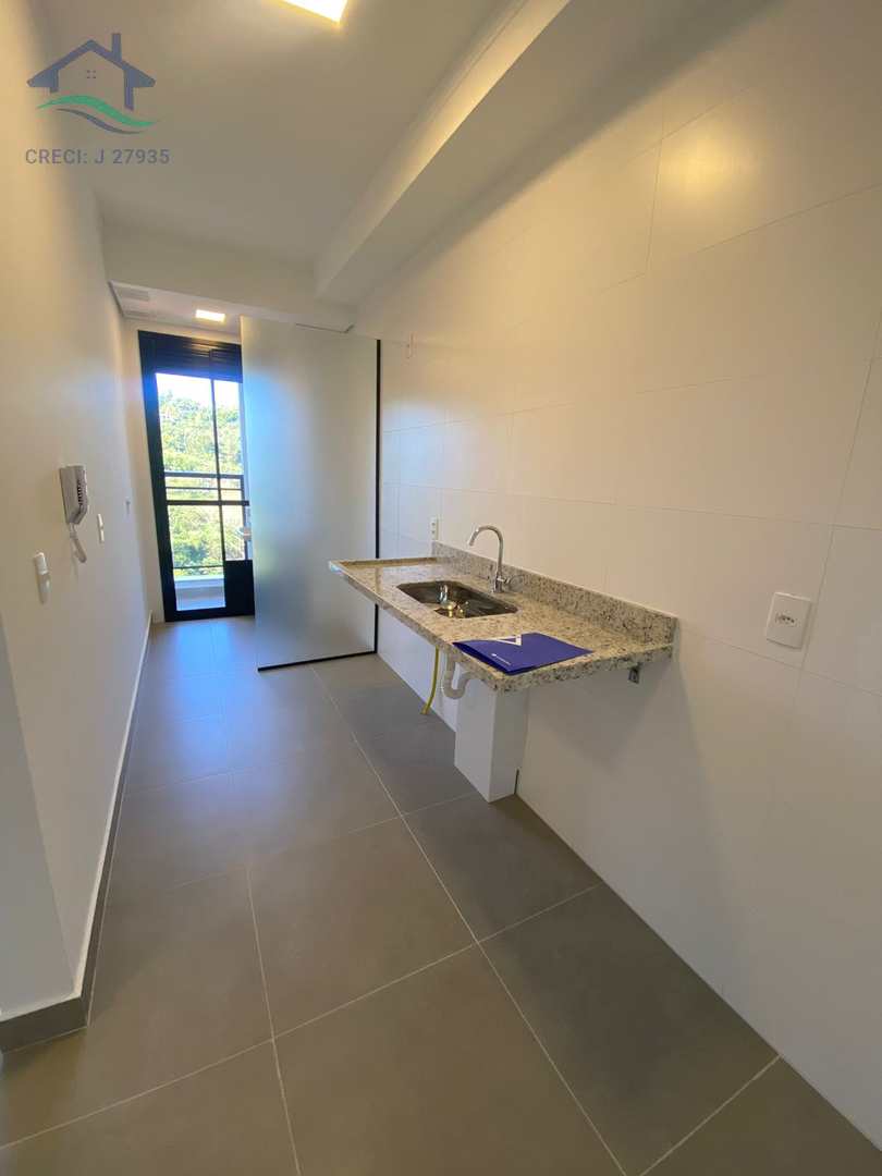 Apartamento à venda com 2 quartos, 69m² - Foto 4