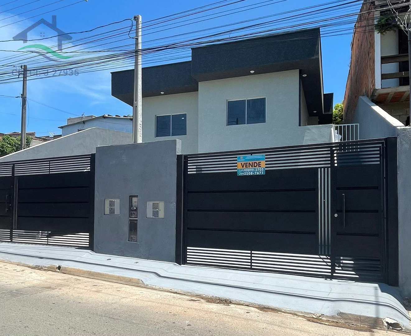 Casa à venda com 2 quartos, 60m² - Foto 13