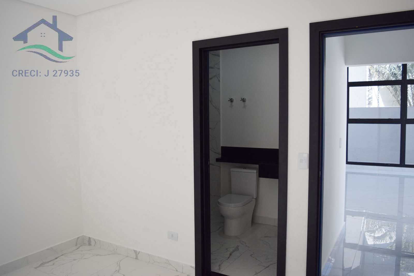 Casa de Condomínio à venda com 4 quartos, 255m² - Foto 17