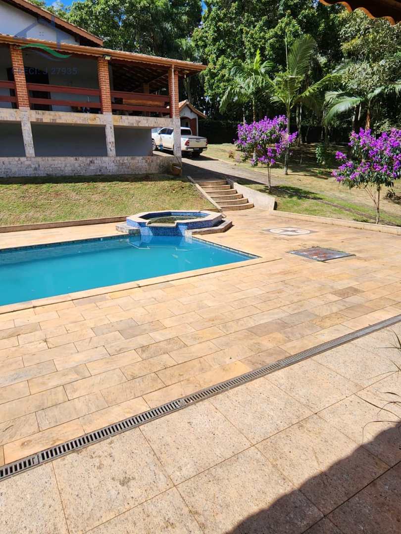 Fazenda à venda com 3 quartos, 613m² - Foto 35