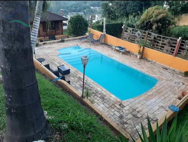 Fazenda à venda com 5 quartos, 350m² - Foto 1