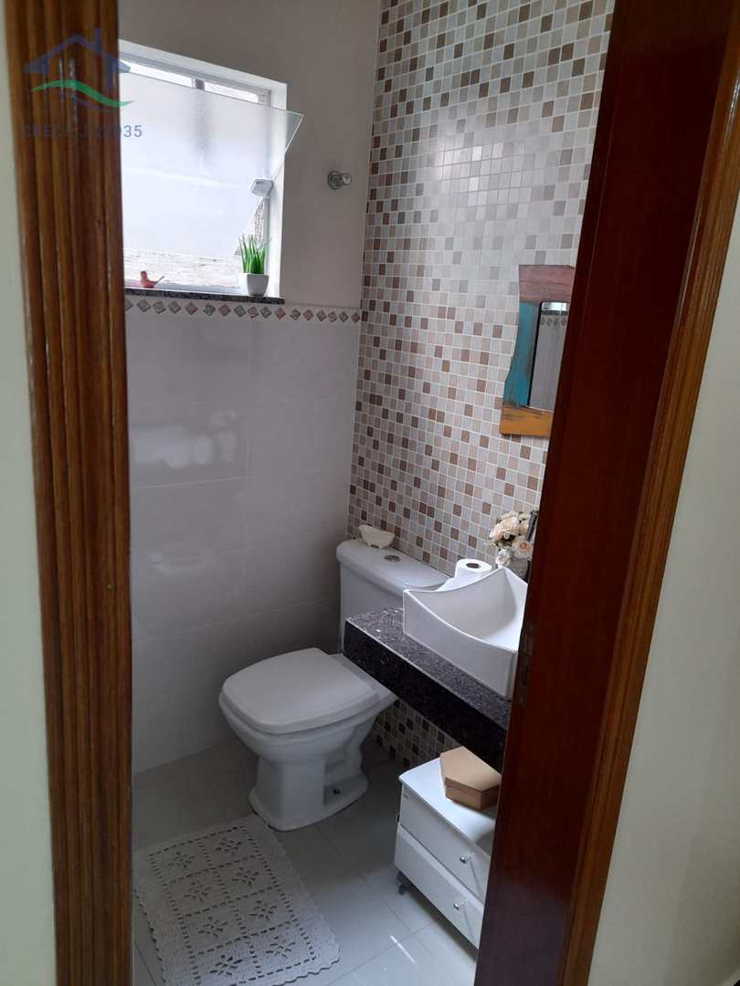 Casa à venda com 4 quartos, 200m² - Foto 13