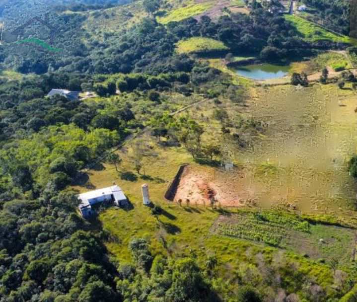 Fazenda à venda com 2 quartos, 88600m² - Foto 1