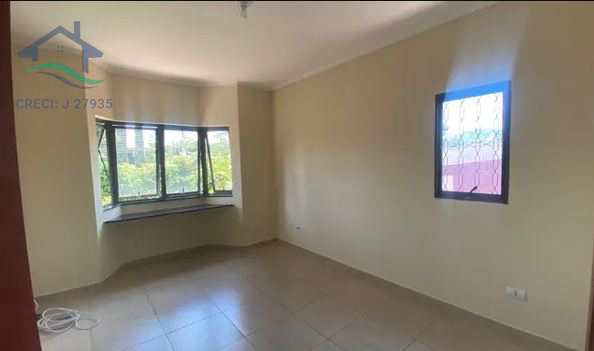 Casa para alugar com 5 quartos, 300m² - Foto 6