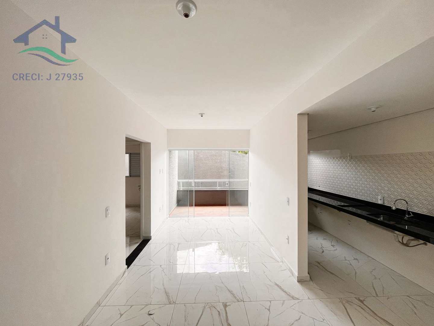 Apartamento à venda com 2 quartos, 63m² - Foto 4