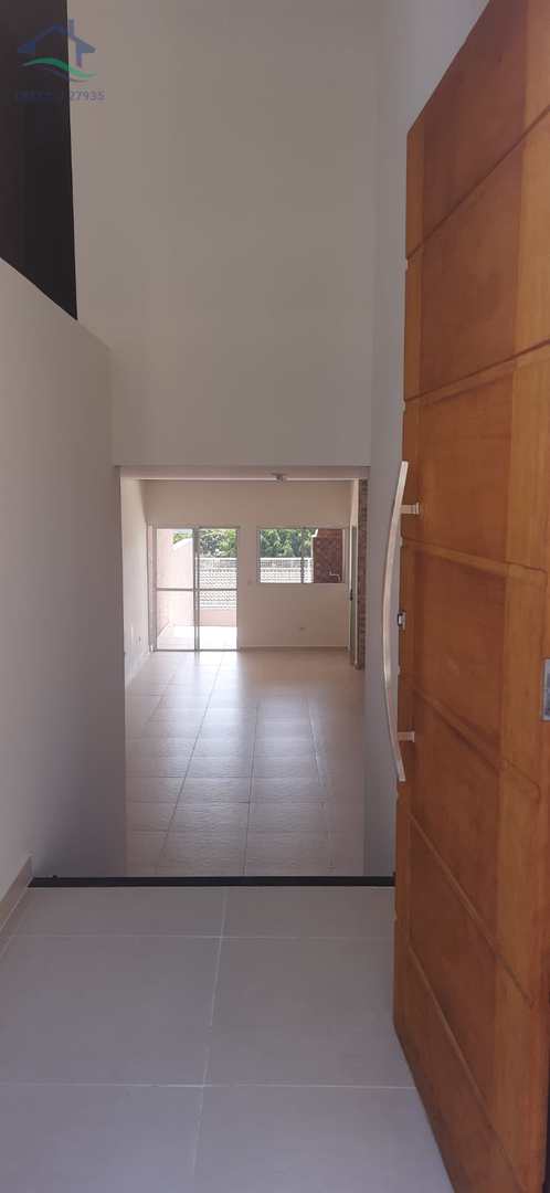 Casa à venda com 3 quartos, 117m² - Foto 2