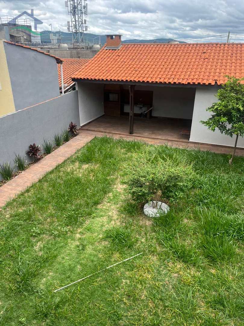 Casa à venda com 3 quartos, 190m² - Foto 17