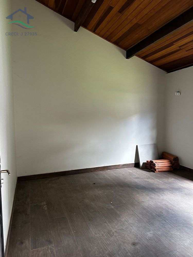 Casa à venda com 3 quartos, 190m² - Foto 12