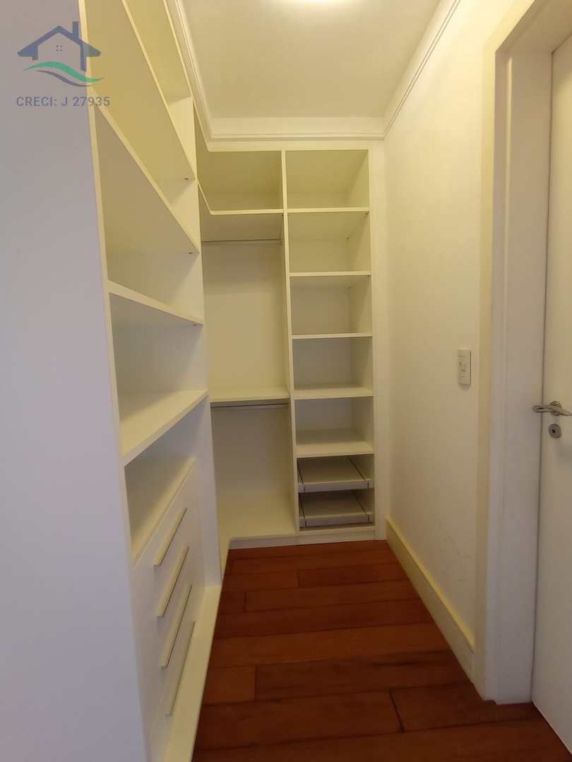 Apartamento à venda com 3 quartos, 181m² - Foto 19