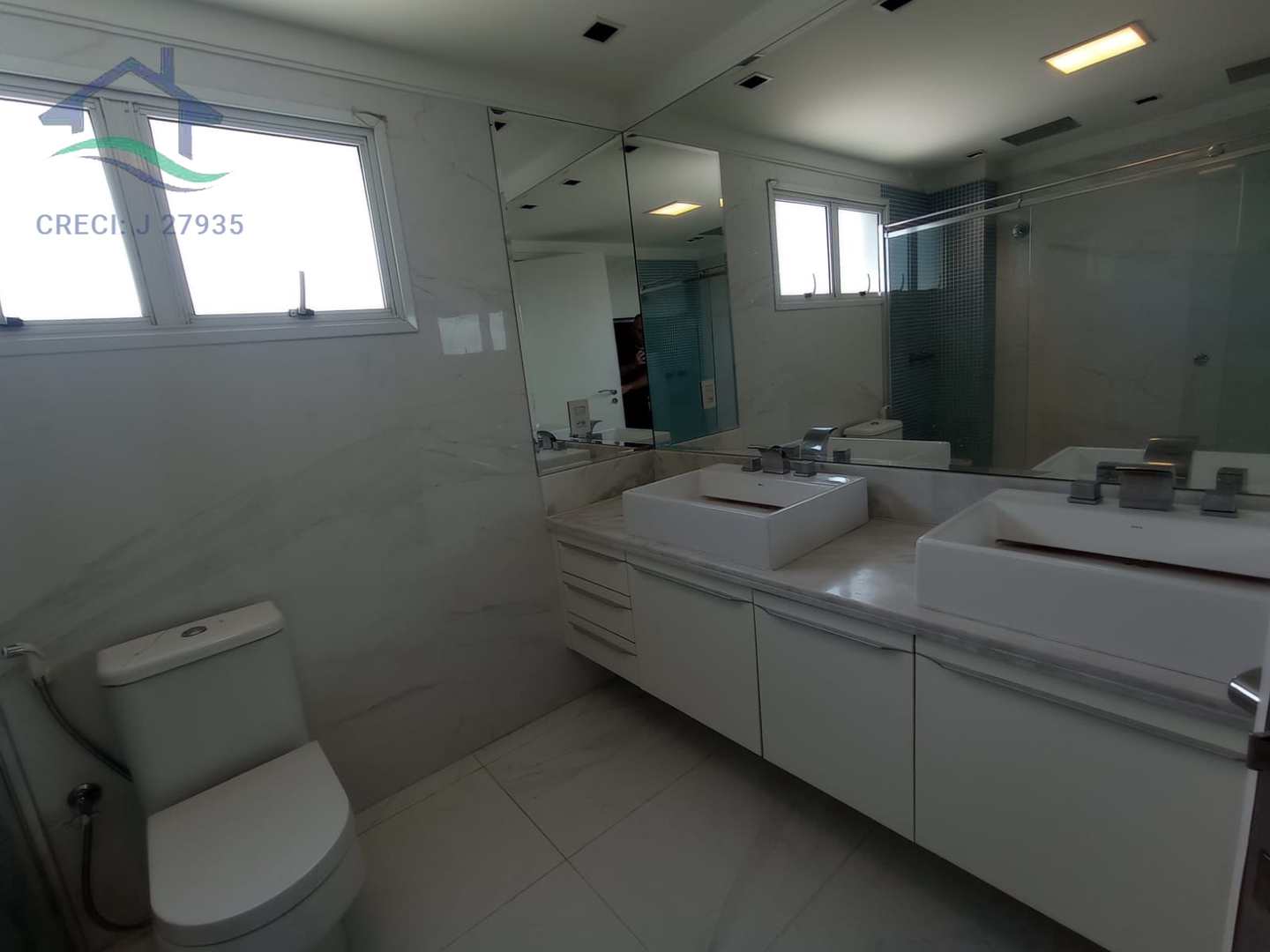 Apartamento à venda com 3 quartos, 181m² - Foto 12