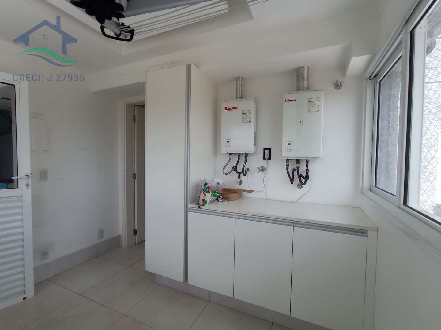 Apartamento à venda com 3 quartos, 181m² - Foto 7