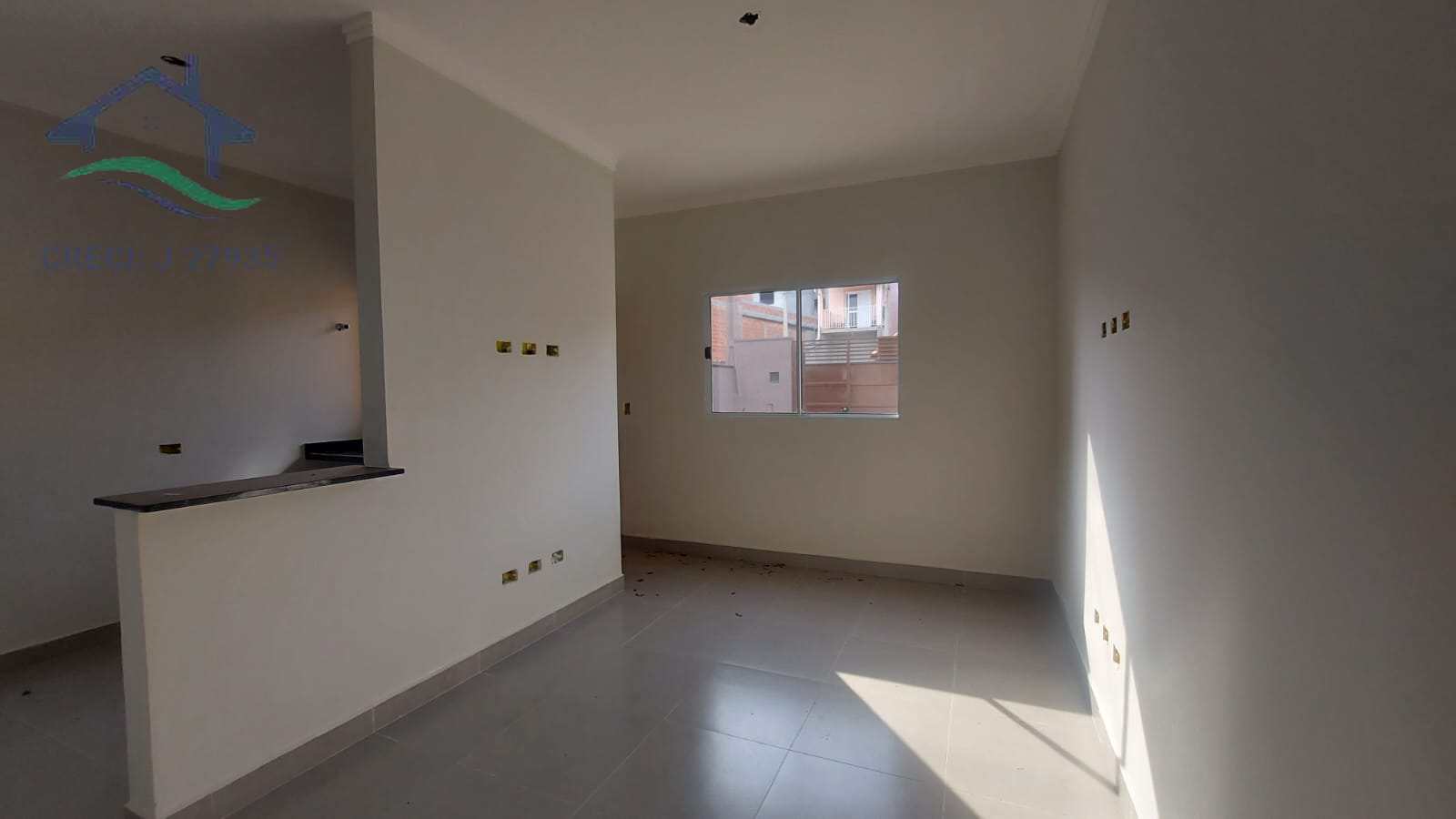 Casa à venda com 2 quartos, 61m² - Foto 2