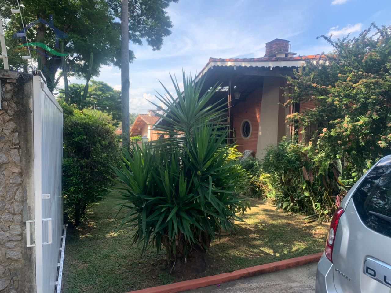 Casa para alugar com 6 quartos, 460m² - Foto 11