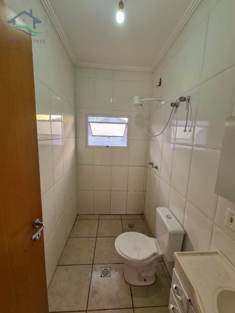 Casa à venda com 2 quartos, 60m² - Foto 10