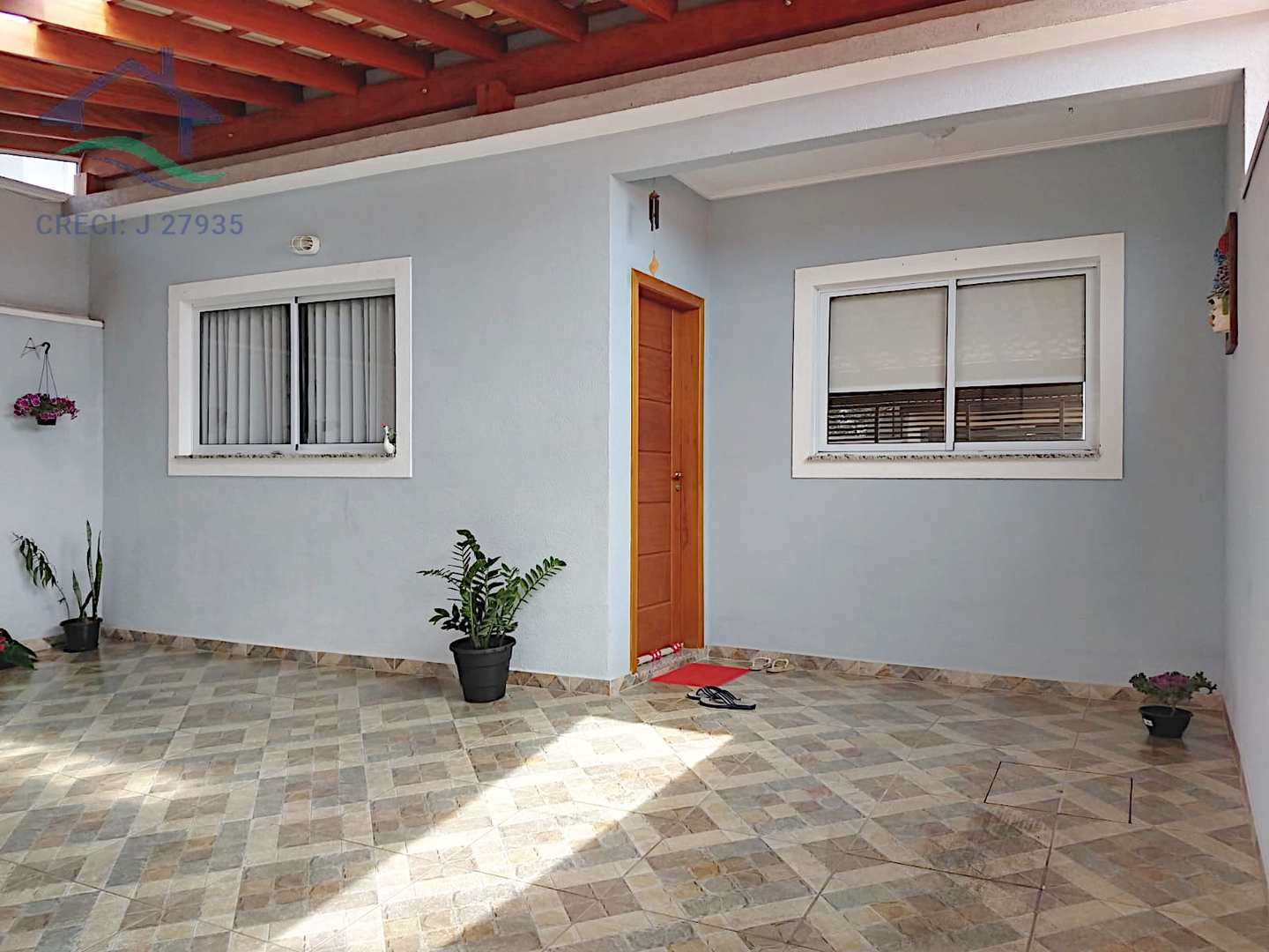 Casa à venda com 3 quartos, 147m² - Foto 2