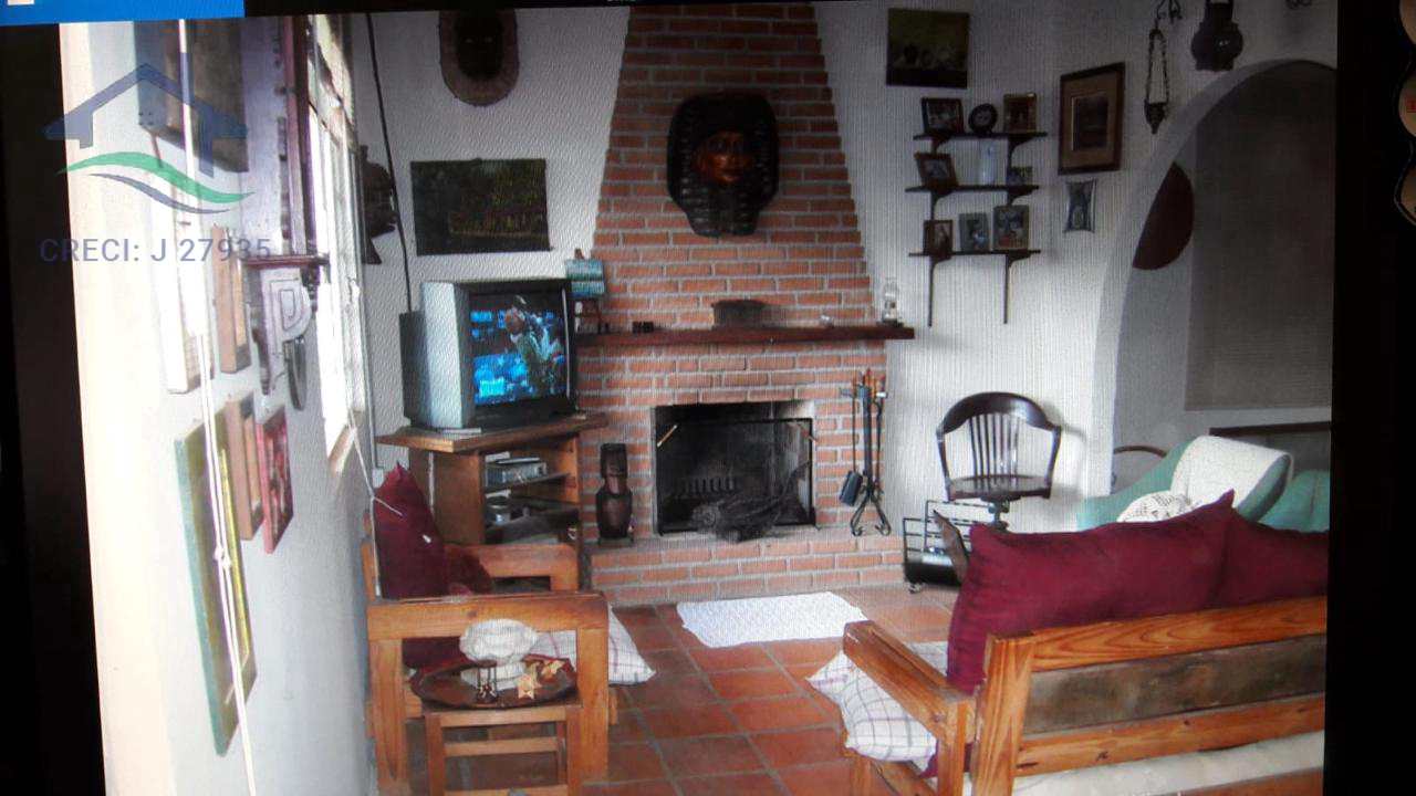 Fazenda à venda com 3 quartos, 163m² - Foto 2