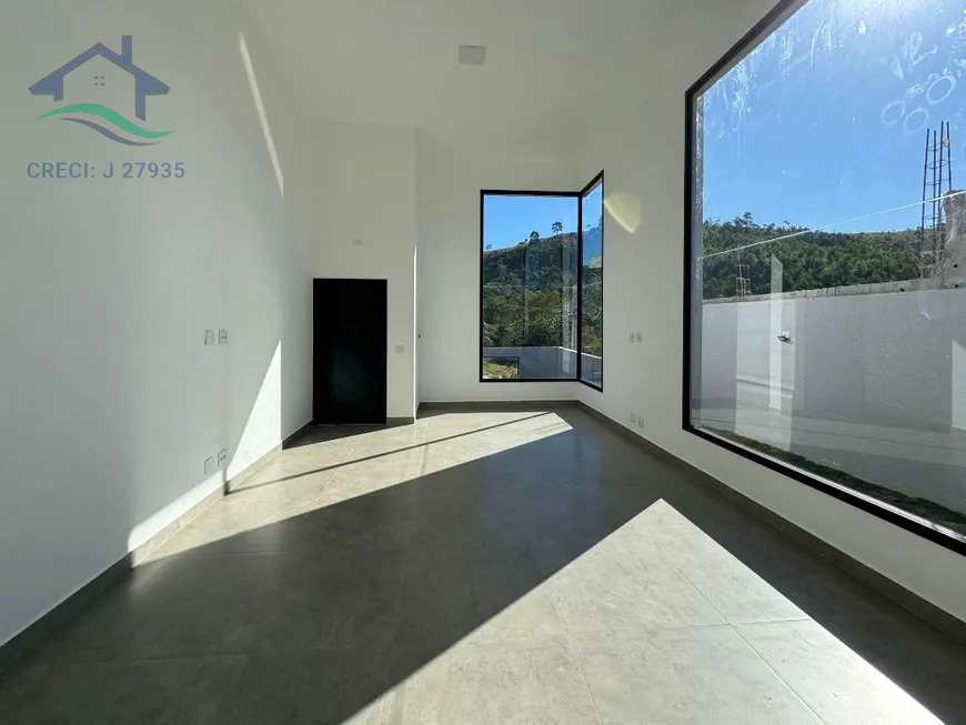 Casa à venda com 3 quartos, 142m² - Foto 6