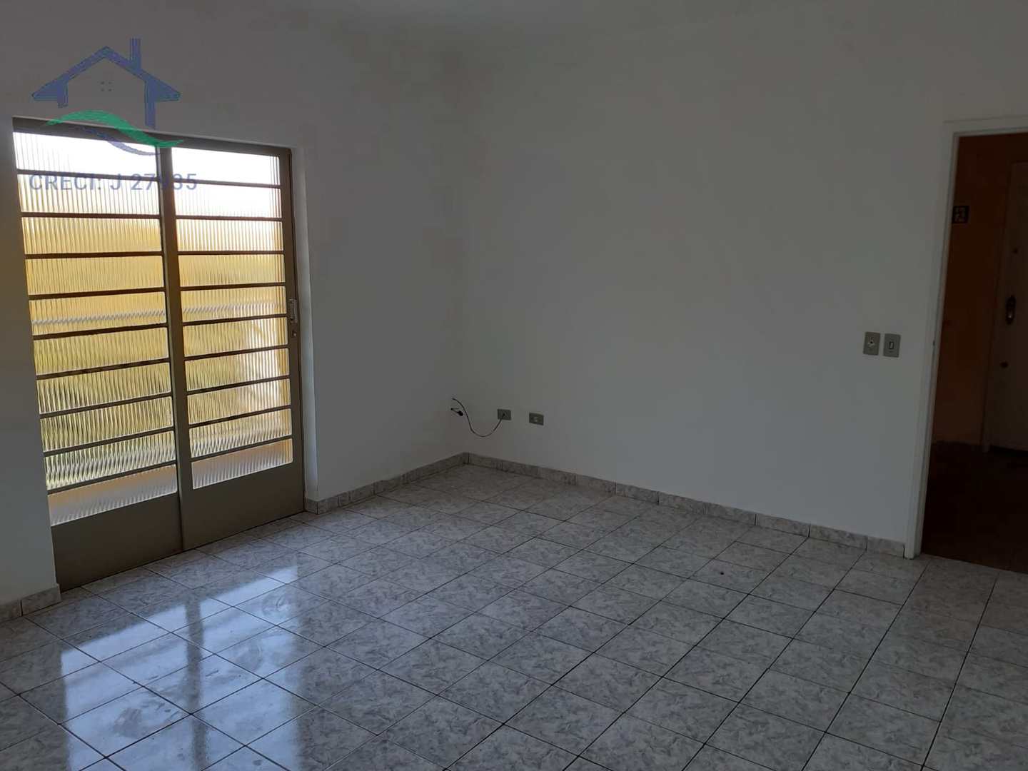 Apartamento à venda com 2 quartos, 58m² - Foto 3