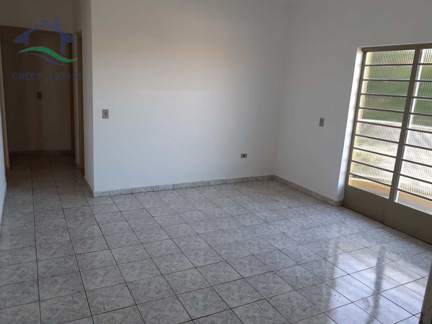 Apartamento à venda com 2 quartos, 58m² - Foto 2