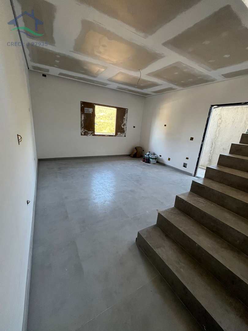 Casa à venda com 3 quartos, 131m² - Foto 3