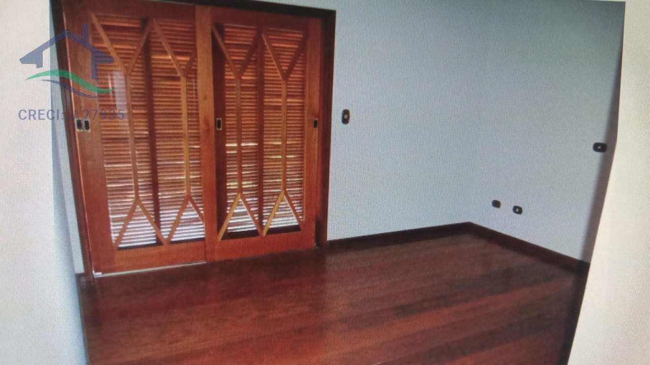 Casa para alugar com 4 quartos, 357m² - Foto 7