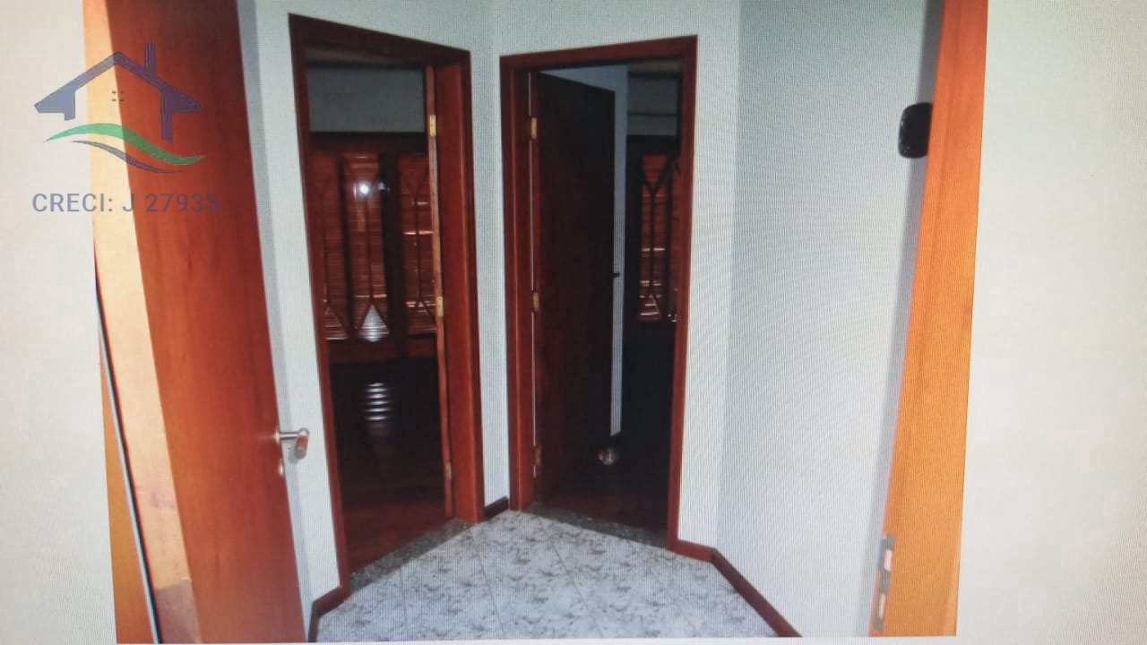 Casa para alugar com 4 quartos, 357m² - Foto 14