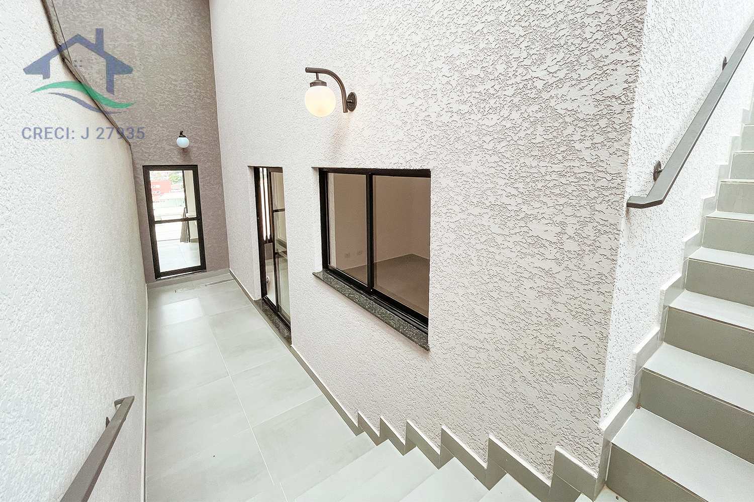 Casa à venda com 2 quartos, 78m² - Foto 15