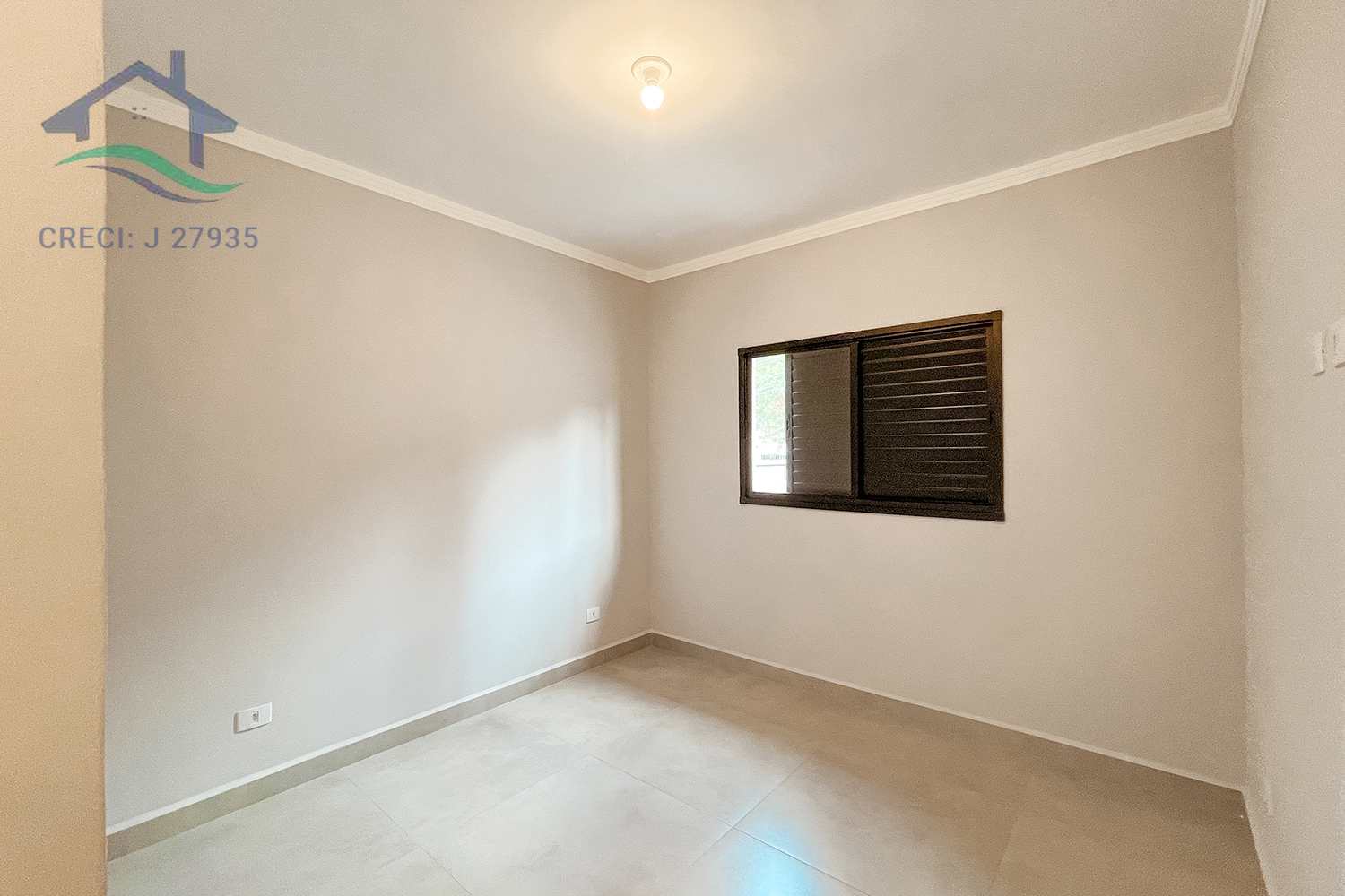 Casa à venda com 2 quartos, 78m² - Foto 9