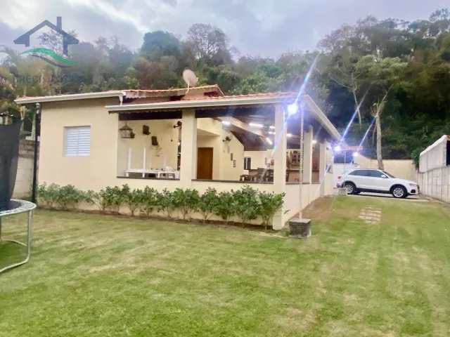 Fazenda à venda com 3 quartos, 140m² - Foto 1