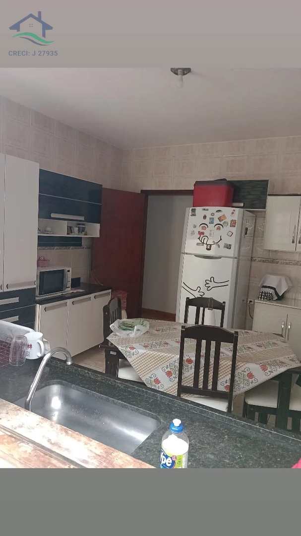 Casa à venda com 3 quartos, 170m² - Foto 3