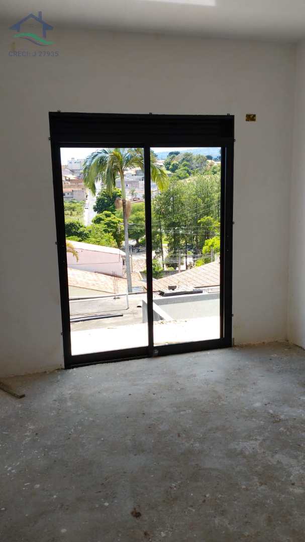 Casa à venda com 3 quartos, 150m² - Foto 22