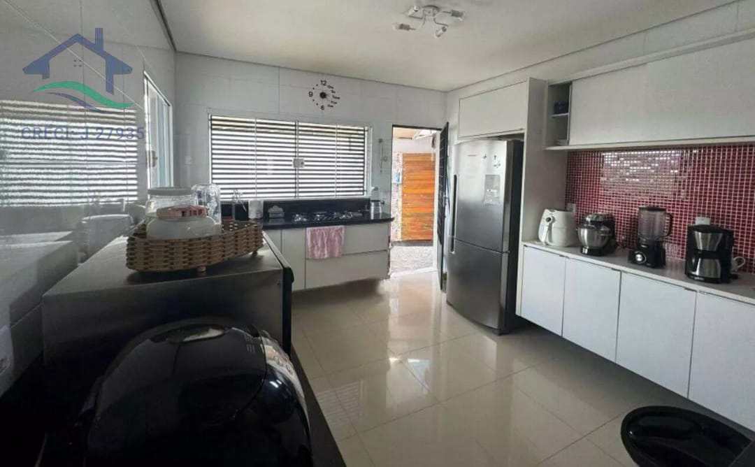 Casa à venda com 3 quartos, 249m² - Foto 9