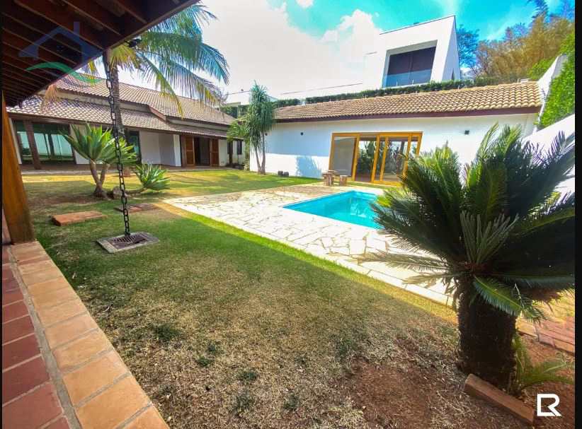 Casa de Condomínio à venda com 4 quartos, 365m² - Foto 1