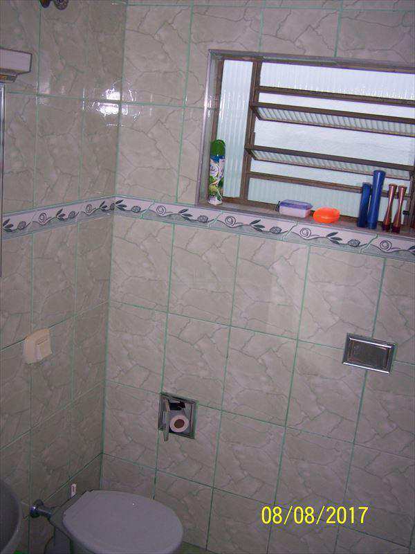 Casa com 3 dorms, Vila Santa Edwirges, Alfenas - R$ 250 