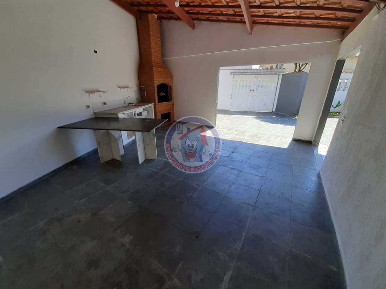 Casa à venda com 3 quartos, 200m² - Foto 24