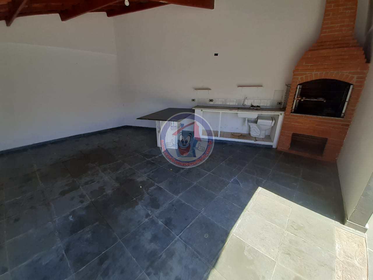 Casa à venda com 3 quartos, 200m² - Foto 25