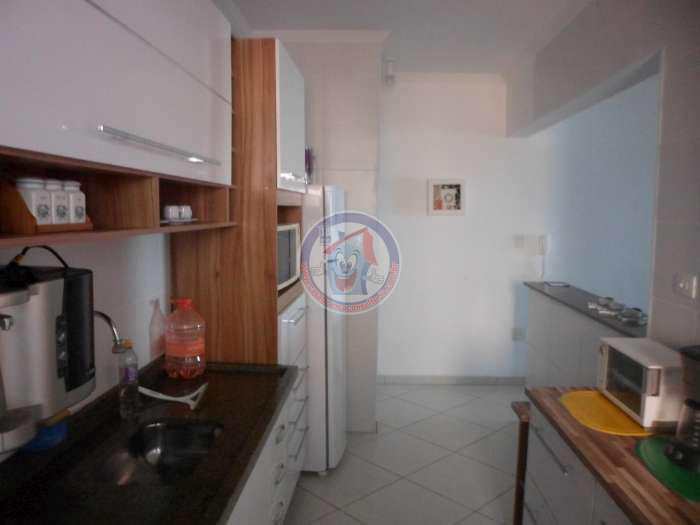 Apartamento à venda com 2 quartos, 74m² - Foto 9