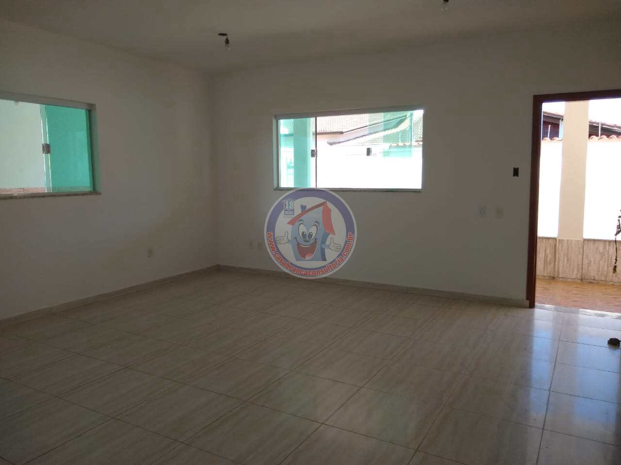 Casa à venda com 3 quartos, 174m² - Foto 3